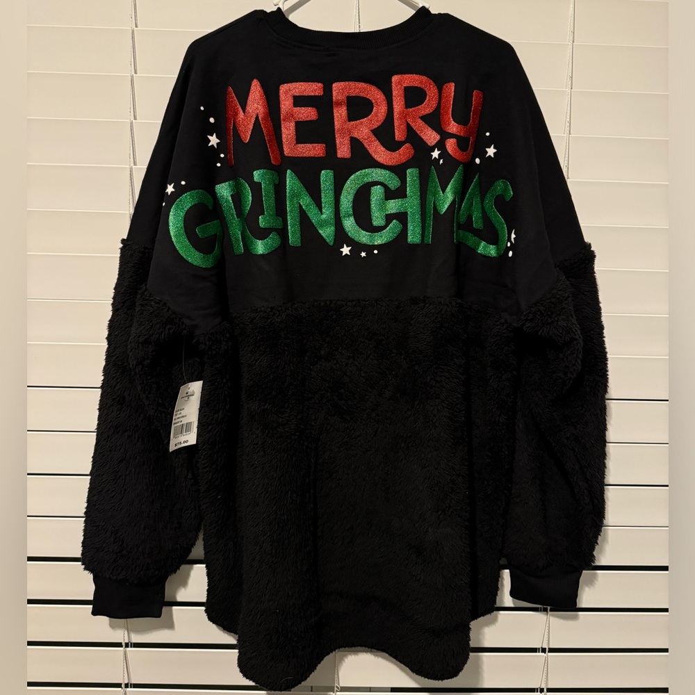 NWT Grinch Spirit Jersey / Merry Grinchmas / Universal Studios - Large